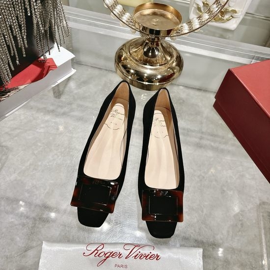 Roger Viver RV Square Buckle Pointed Toe Low Heel Comfortable Dress Shoes