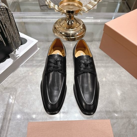 Miu Miu Vintage Distressed Leather Loafers Classic Retro Design