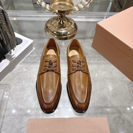 Miu Miu Vintage Distressed Leather Loafers Classic Retro Design