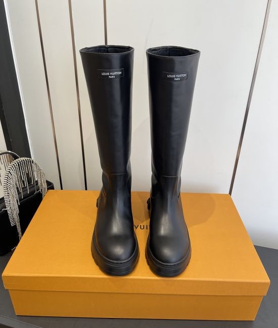 Louis Vuitton LV Vintage Style Calfskin Combat Boots Comfortable Non-slip Sole