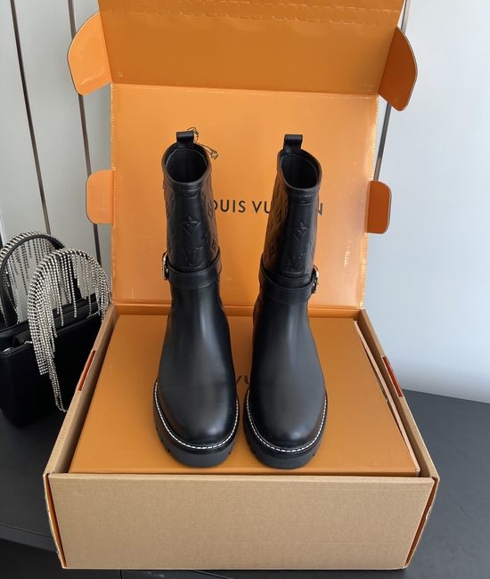 Louis Vuitton LV Suede Ankle Boots with Warm Shearling Lining Non-slip Sole