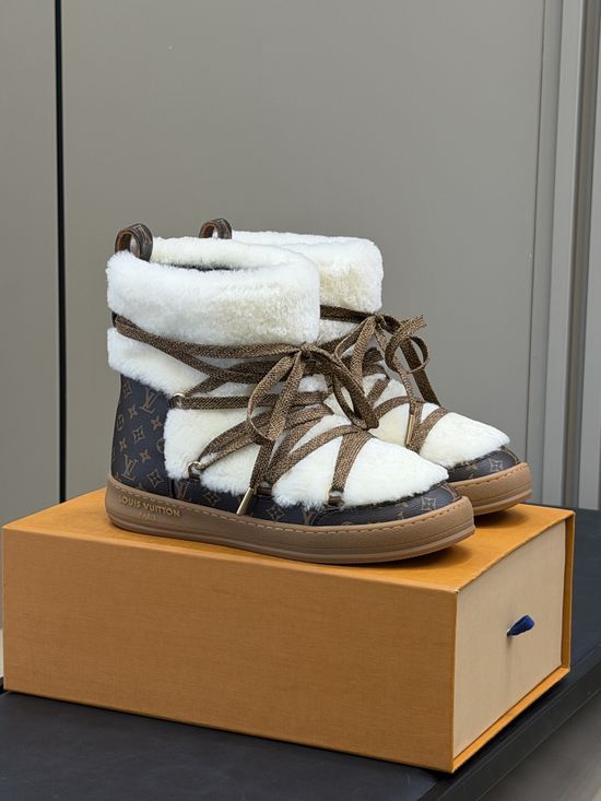 Louis Vuitton Warm Down Filled Winter Snow Boots