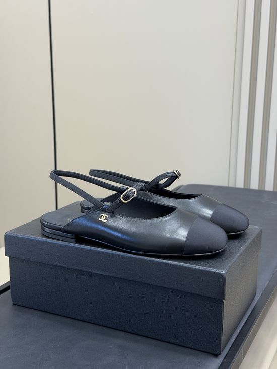 Chanel Elegant Lambskin Flat Slingback Soft Sole Casual Shoes