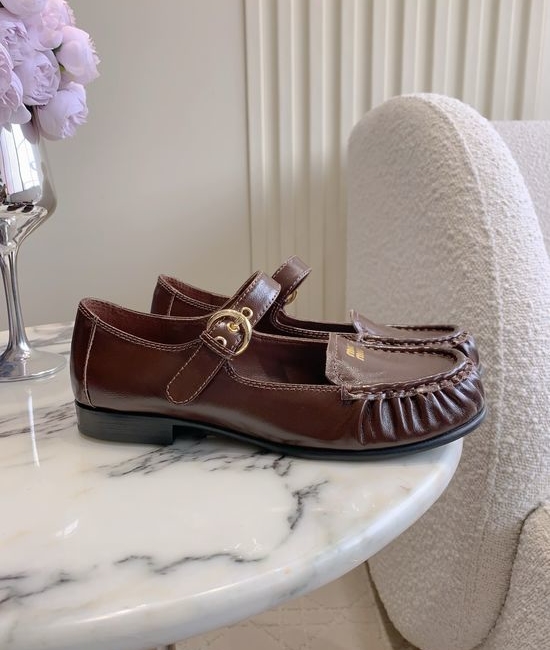Miu Miu Buckle Decorated Mary Jane Leather Pumps