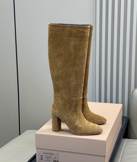 Gianvito Rossi Retro Suede Low Block Heel Ankle Boots Comfortable