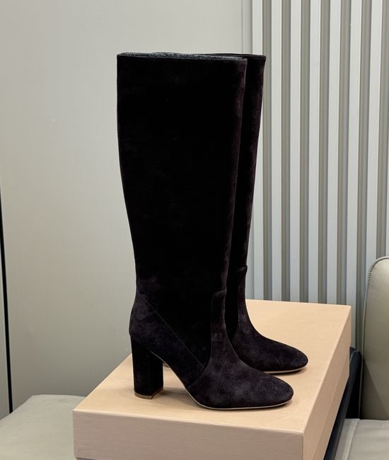 Gianvito Rossi Retro Suede Low Block Heel Ankle Boots Comfortable