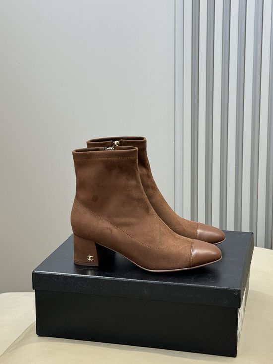Chanel Classic Two-tone Low Heel Boots Soft Comfortable Daily Wear Footwear