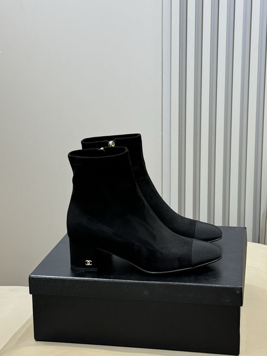 Chanel Classic Two-tone Low Heel Boots Soft Comfortable Daily Wear Footwear