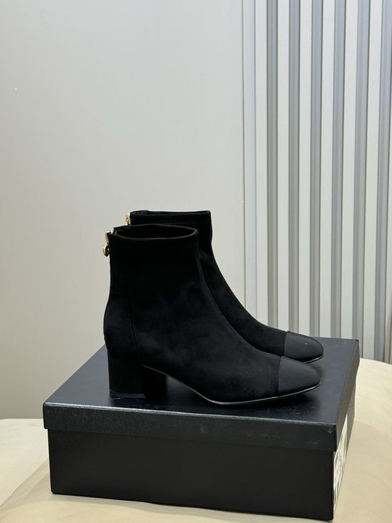 Chanel Classic Two-tone Low Heel Boots Soft Comfortable Daily Wear Footwear