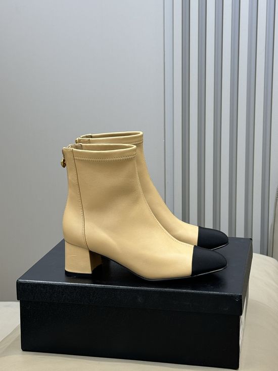 Chanel Classic Two-tone Low Heel Boots Soft Comfortable Daily Wear Footwear