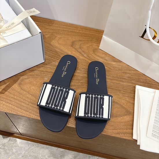 Christian Dior CD Square Toe Sandals with CD Logo and Chunky Heel