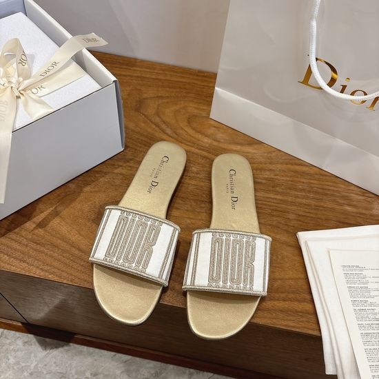 Christian Dior CD Square Toe Sandals with CD Logo and Chunky Heel