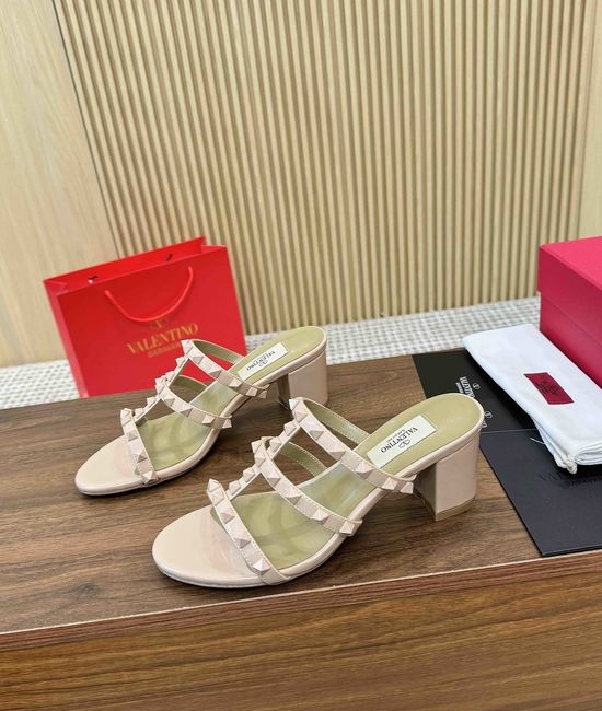 Valentino Rivet Embellished Hollow Out Patent Leather Low Heels