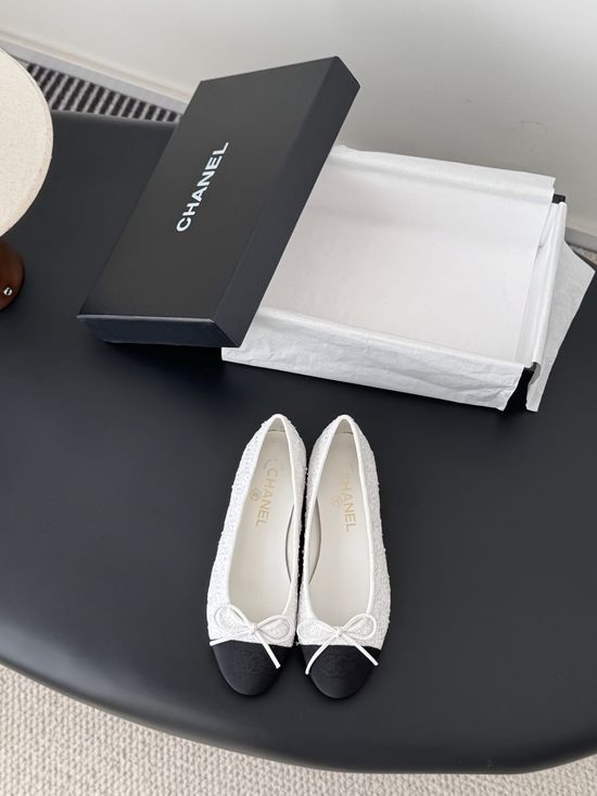 Chanel Timeless Round Toe Ballet Flats Daily Wear Shoes