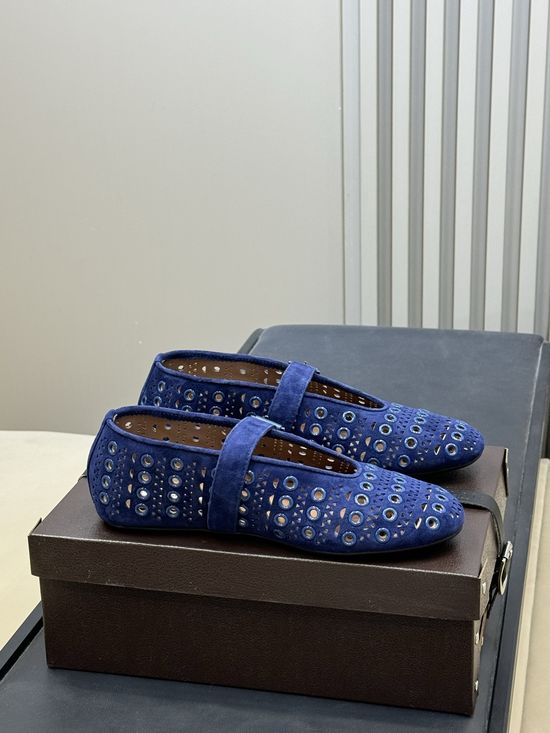 Alaia Metal Eyelet Ballet Flats Sheepskin Lining Non-slip Soft Sole