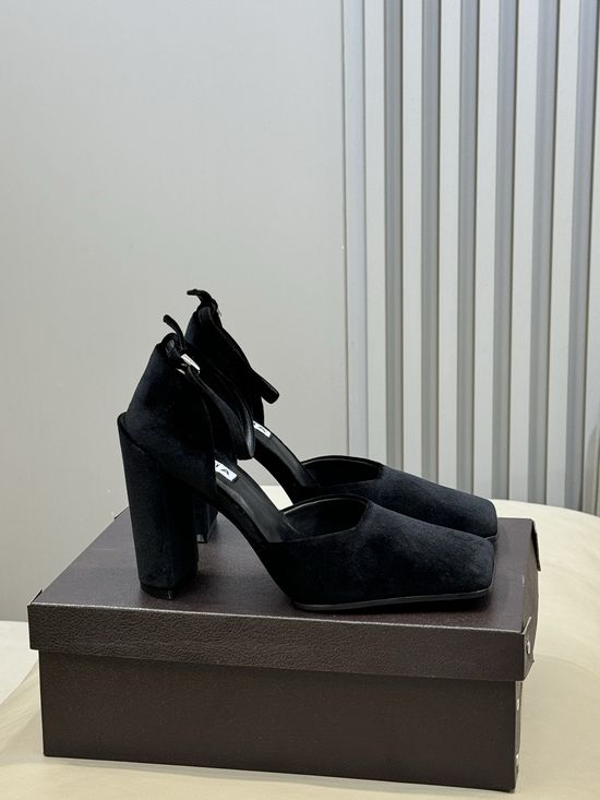Alaia Square Toe Suede Mid Heel Pumps Elegant Comfortable Work Formal Wear