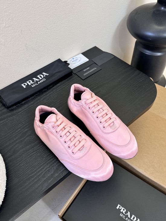 Prada Vintage Low Top Casual Sneakers With Smooth Upper