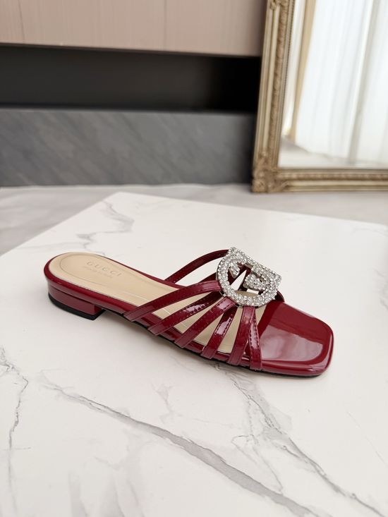 Gucci Rhinestone Decorated Dress Shoes Elegant Shiny Formal Footwear