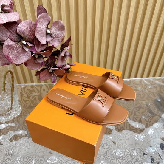 Louis Vuitton Buckle Detail Leather Flat Slide Sandals