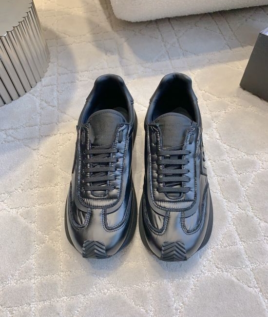 Dolce & Gabbana Stylish Casual Sneakers with Premium Materials