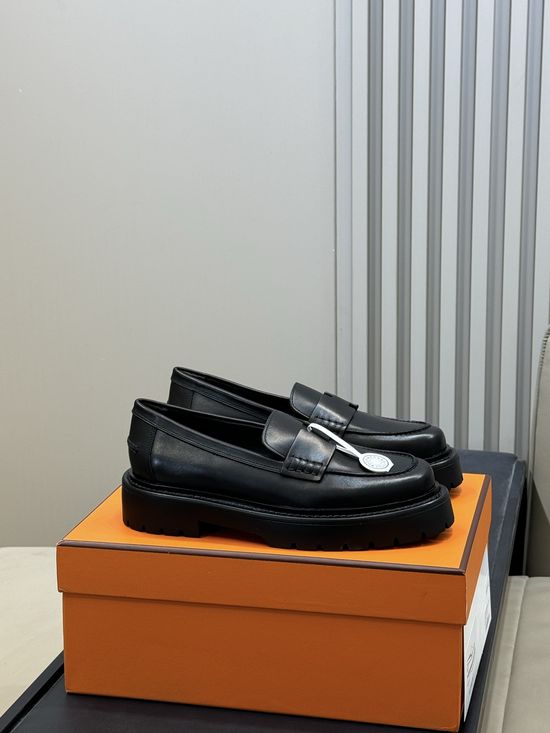 Hermes Classic Buckle Loafers Soft Cowhide Lining Non-slip Sole
