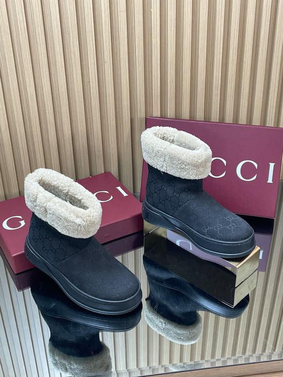 Gucci Plush Lined Suede Snow Boots Anti-slip Rubber Sole