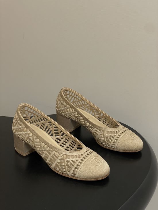 Chanel Woven Raffia Strap Chunky Heel Ballet Flats for Summer