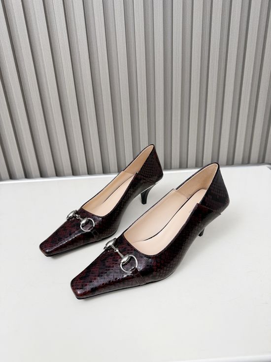 Gucci Versatile Sheepskin Kitten Heel Two-Way Dress Shoes