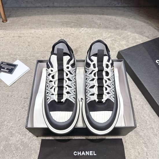 Chanel Embroidered Platform Casual Sneakers with Mixed Materials