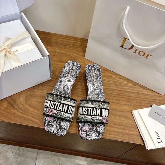 Christian Dior CD Custom Logo Embroidered Flat Slip-On Sandals