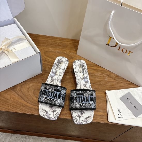 Christian Dior CD Custom Logo Embroidered Flat Slip-On Sandals