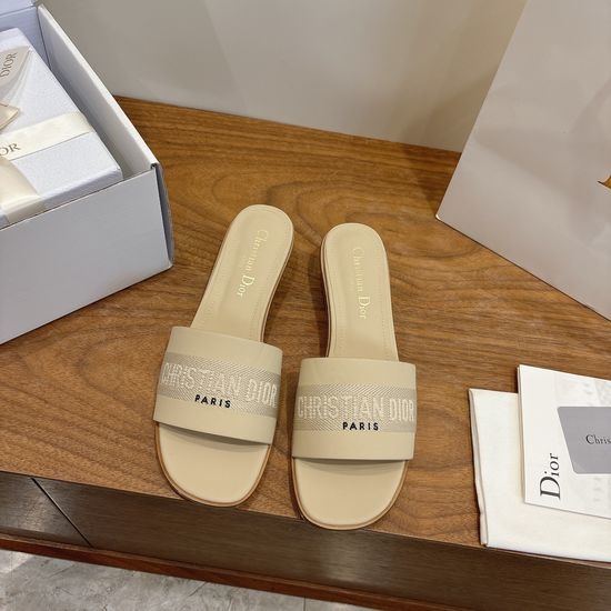 Christian Dior CD High-Heel Leather Slip-On Sandals with Embroidered Design