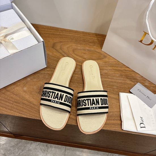 Christian Dior CD Round-Toe Flat Slip-On Sandals with Embroidered Logo