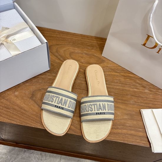 Christian Dior CD Round-Toe Flat Slip-On Sandals with Embroidered Logo