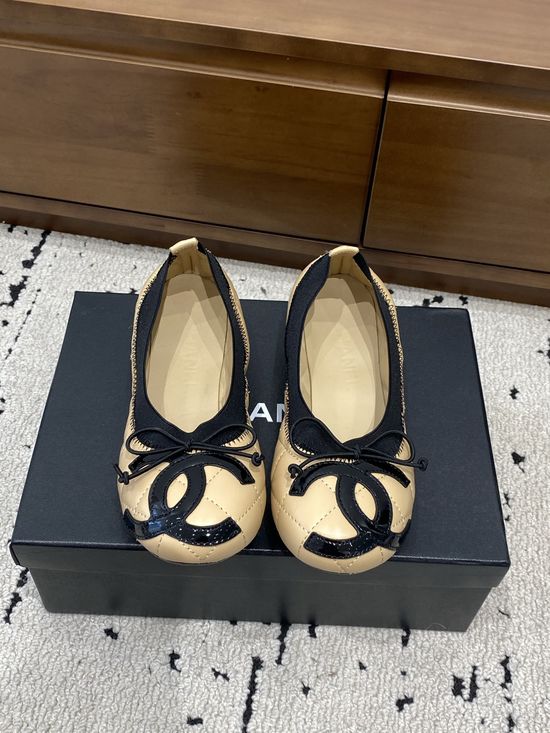 Chanel Classic Bow Decor Leather Ballet Flats