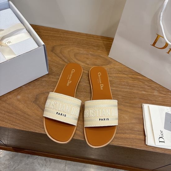 Christian Dior CD Round-Toe Flat Slip-On Sandals with Embroidered Logo