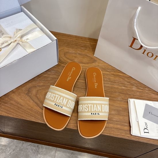 Christian Dior CD Round-Toe Flat Slip-On Sandals with Embroidered Logo
