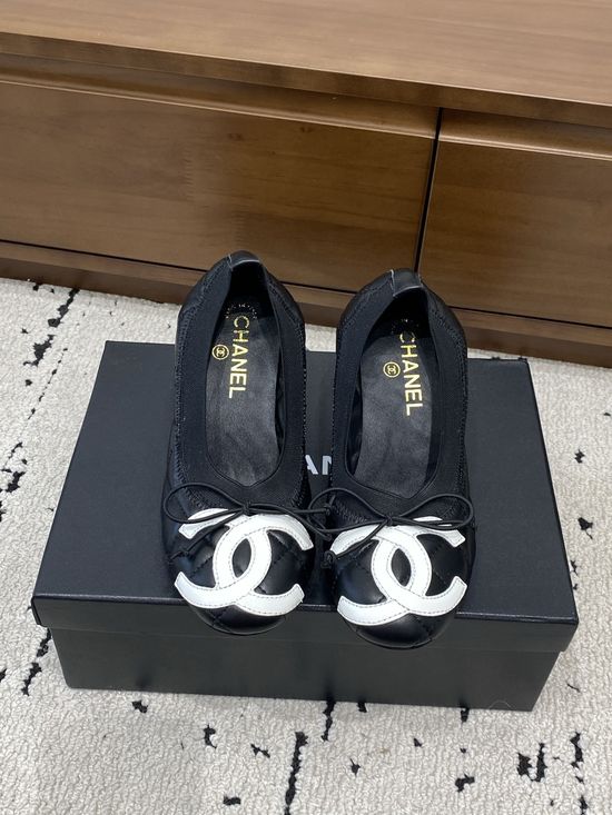 Chanel Bow Decor Ballet Flats with Pearl Heel