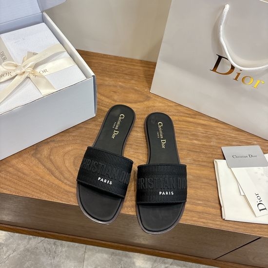 Christian Dior CD Round-Toe Flat Slip-On Sandals with Embroidered Logo