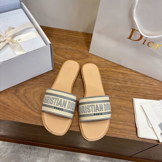 Christian Dior CD Round-Toe Flat Slip-On Sandals with Embroidered Logo