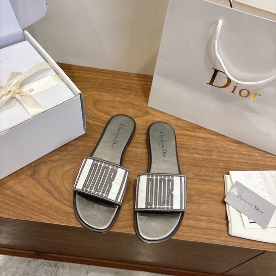 Christian Dior CD Round-Toe Flat Slip-On Sandals with Embroidered Logo