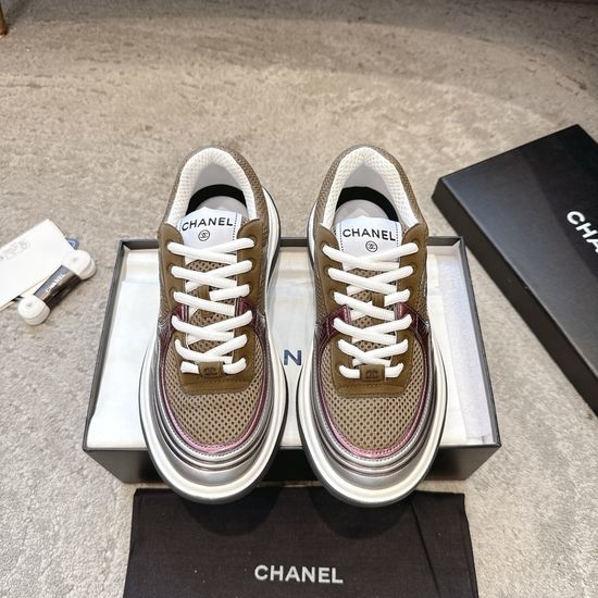 Chanel Embroidered Platform Casual Sneakers with Mixed Materials