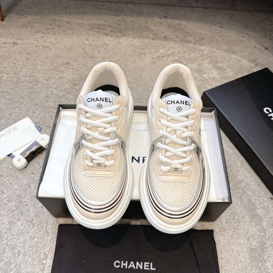 Chanel Embroidered Platform Casual Sneakers with Mixed Materials