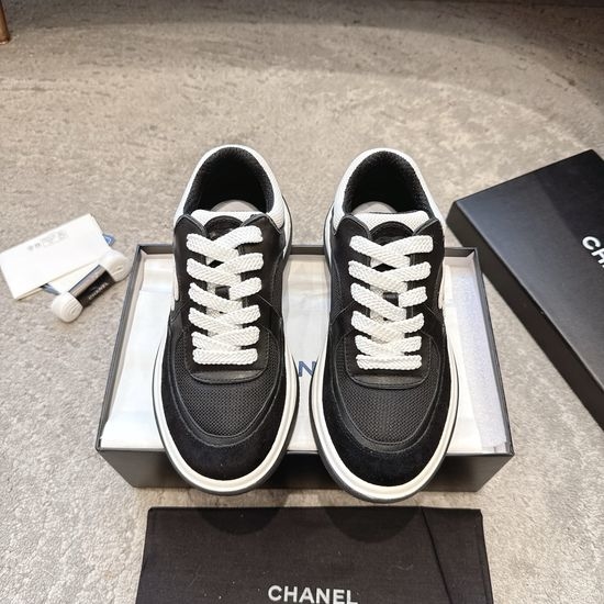 Chanel Embroidered Platform Casual Sneakers with Mixed Materials