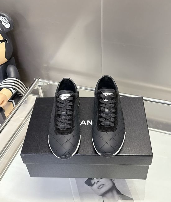 Chanel Quilted Pattern Low Top Leather Casual Comfortable Shoes