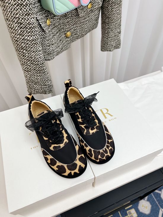The Row Color Block Lace Up Casual Retro Sneakers