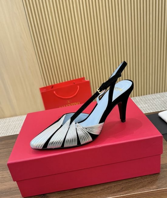 Valentino Chic Leaf-Pattern Open-Back Walking Shoes
