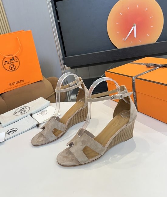 Hermes Retro Style Wedge Heel Genuine Leather Sandals