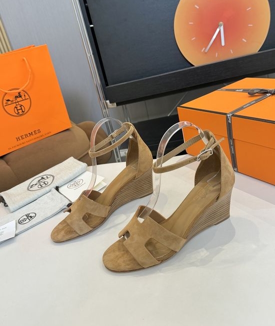 Hermes Retro Style Wedge Heel Genuine Leather Sandals