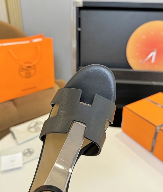 Hermes Retro Style Wedge Heel Genuine Leather Sandals